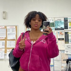 Meet your Posher, Bell